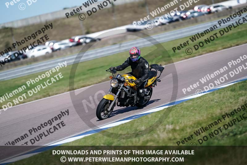 Rockingham no limits trackday;enduro digital images;event digital images;eventdigitalimages;no limits trackdays;peter wileman photography;racing digital images;rockingham raceway northamptonshire;rockingham trackday photographs;trackday digital images;trackday photos